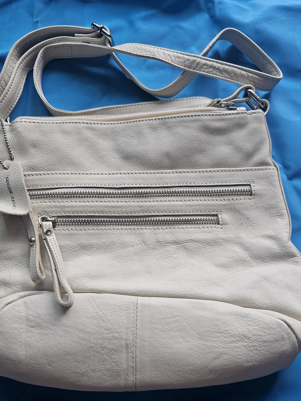 Leather Crossbody Bag in Light Beige - Casual Everyday Tote
